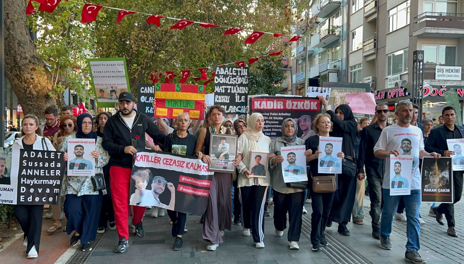 aileler kaybettikleri evlatlari icin yuruduler mucadeleye devam edecegiz 3IvzbxdG