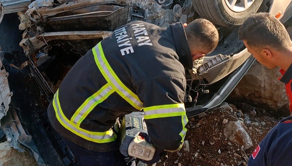 hatayda arac takla atti surucu yaralandi WIjsKyes
