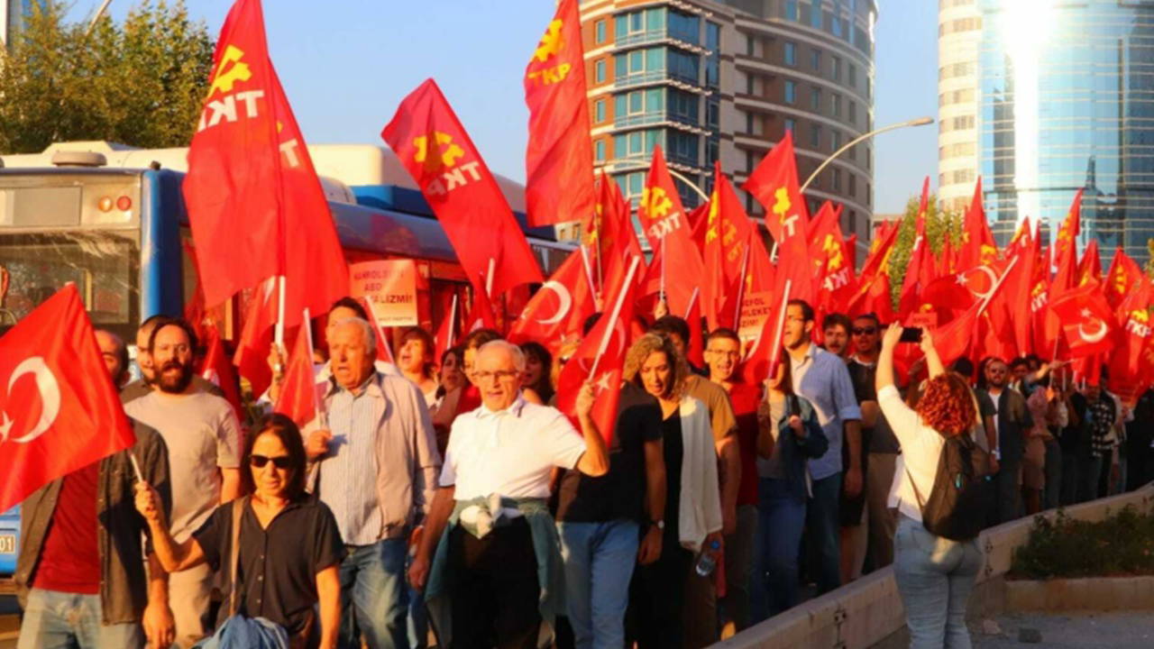 tkpden abd buyukelciligi onunde eylem dostlarinizla birlikte defolun O814weh4