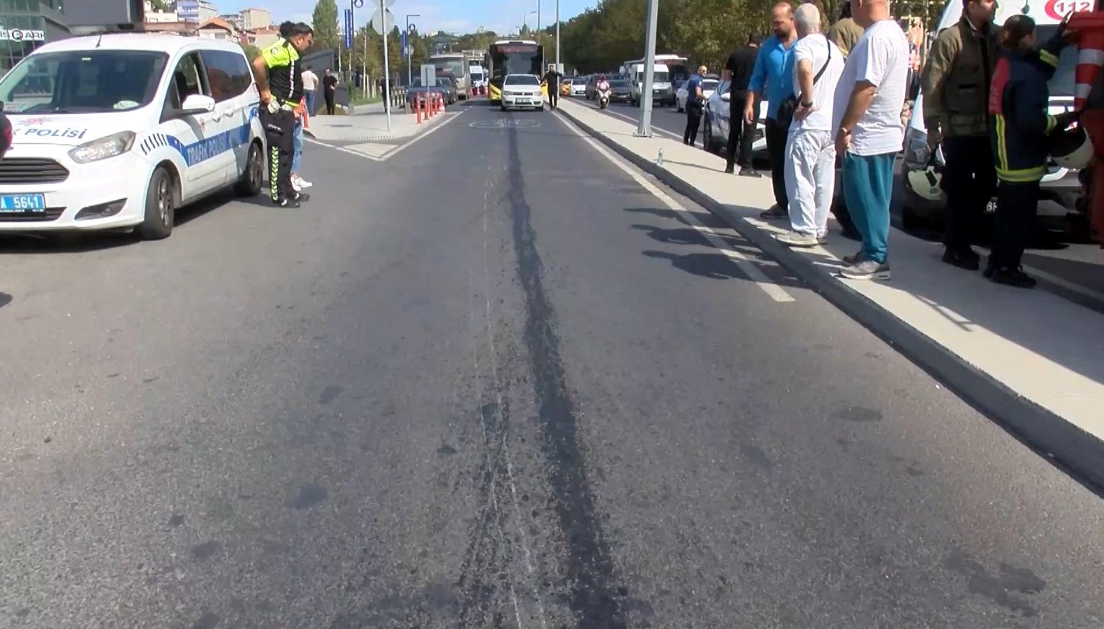 yola dokulen yag az kalsin olduruyordu QDdTnXeN