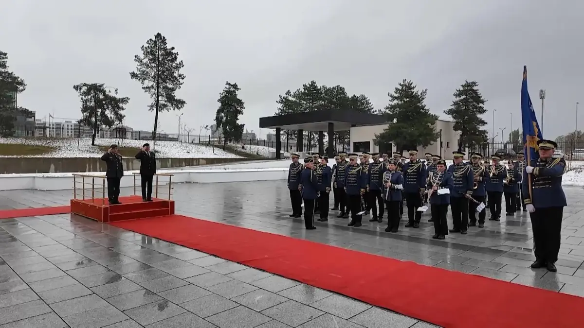 genelkurmay baskani kosovada MRxfrWbB